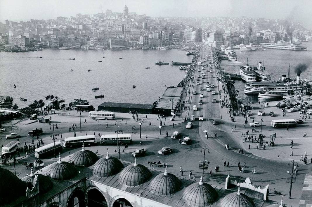 Beyoğlu'nun ismindeki "Bey" ve "Oğlu" Kim? 11